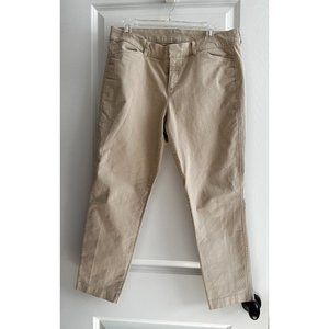 Old Navy Pixie Tan Size 12